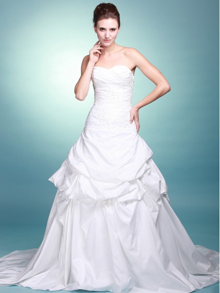 Ball Gown Strapless Sweetheart Chapel Train Taffeta Wedding Dresses 00101052