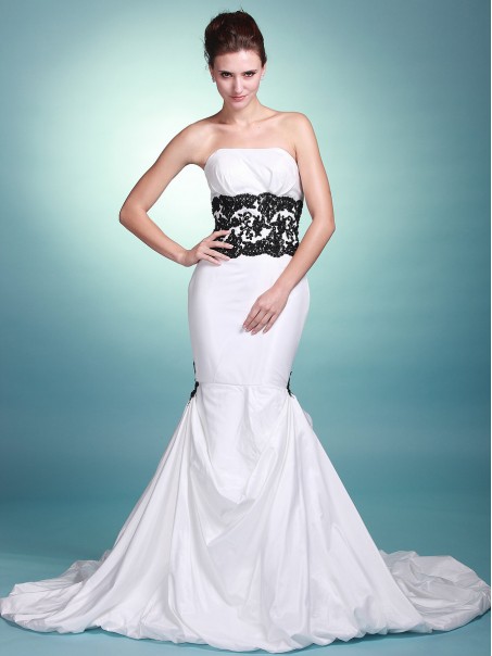 Taffeta Strapless Trumpet Wedding Dresses with Beaded Lace 00101054