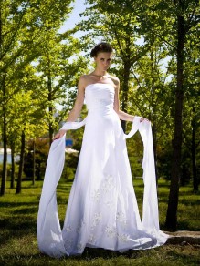A-line Strapless Chiffon Bridal Gown Wedding Dresses 00101085 A-line Strapless Chiffon Bridal Gown Wedding Dresses 00101085