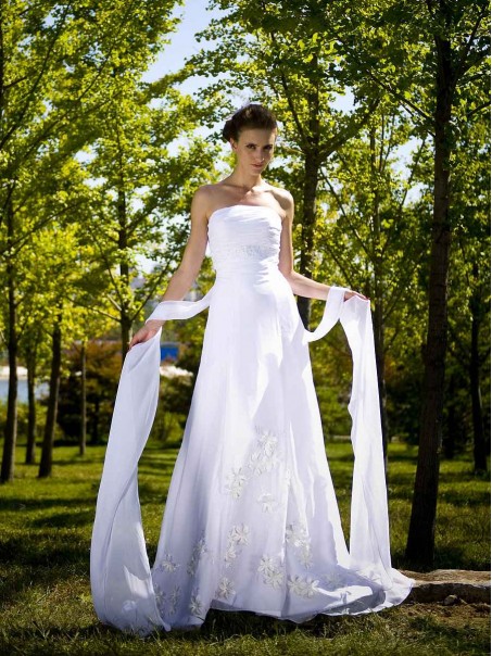 A-line Strapless Chiffon Bridal Gown Wedding Dresses 00101085 A-line Strapless Chiffon Bridal Gown Wedding Dresses 00101085