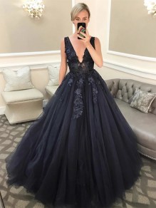 A-Line Lace V-Neck Long Prom Dresses Formal Evening Gowns 995011326 A-Line Lace V-Neck Long Prom Dresses Formal Evening Gowns 995011326