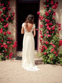 Empire Lace V-Neck Backless Wedding Dresses Bridal Gowns 99603133 Empire Lace V-Neck Backless Wedding Dresses Bridal Gowns 99603133