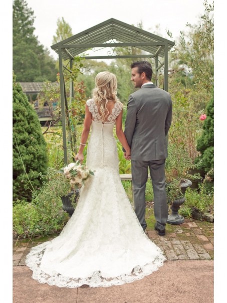 Elegant Trumpet / Mermaid Lace Wedding Dresses 99901073